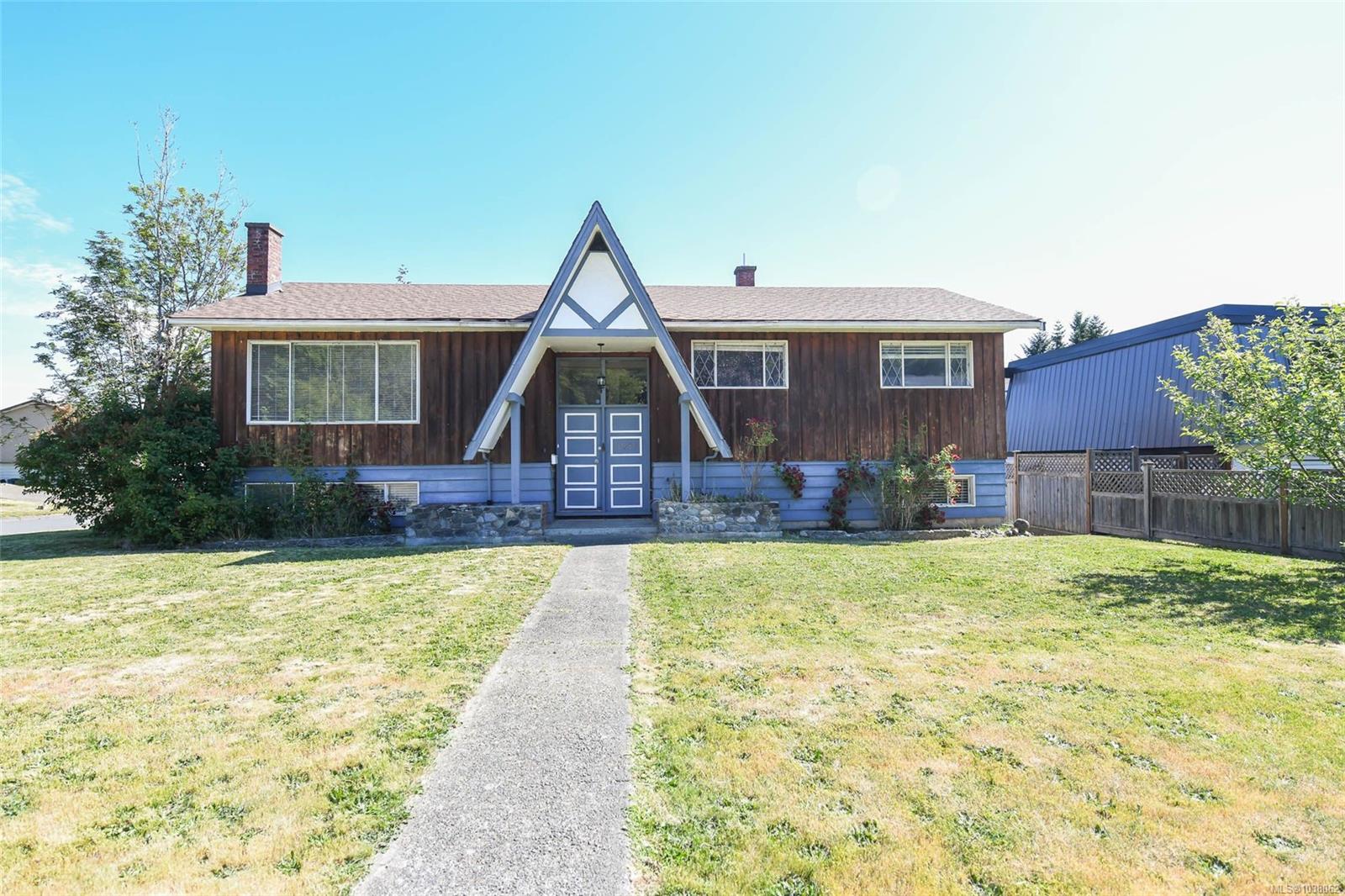 Additional image 3 of 2029 Cedar Crescent, Courtenay, BC, V9N 3B8