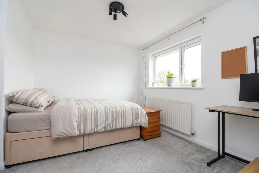 Additional image 9 of 3 bed semi-detached house for saleBrockmans Close, Minster, Ramsgate CT12