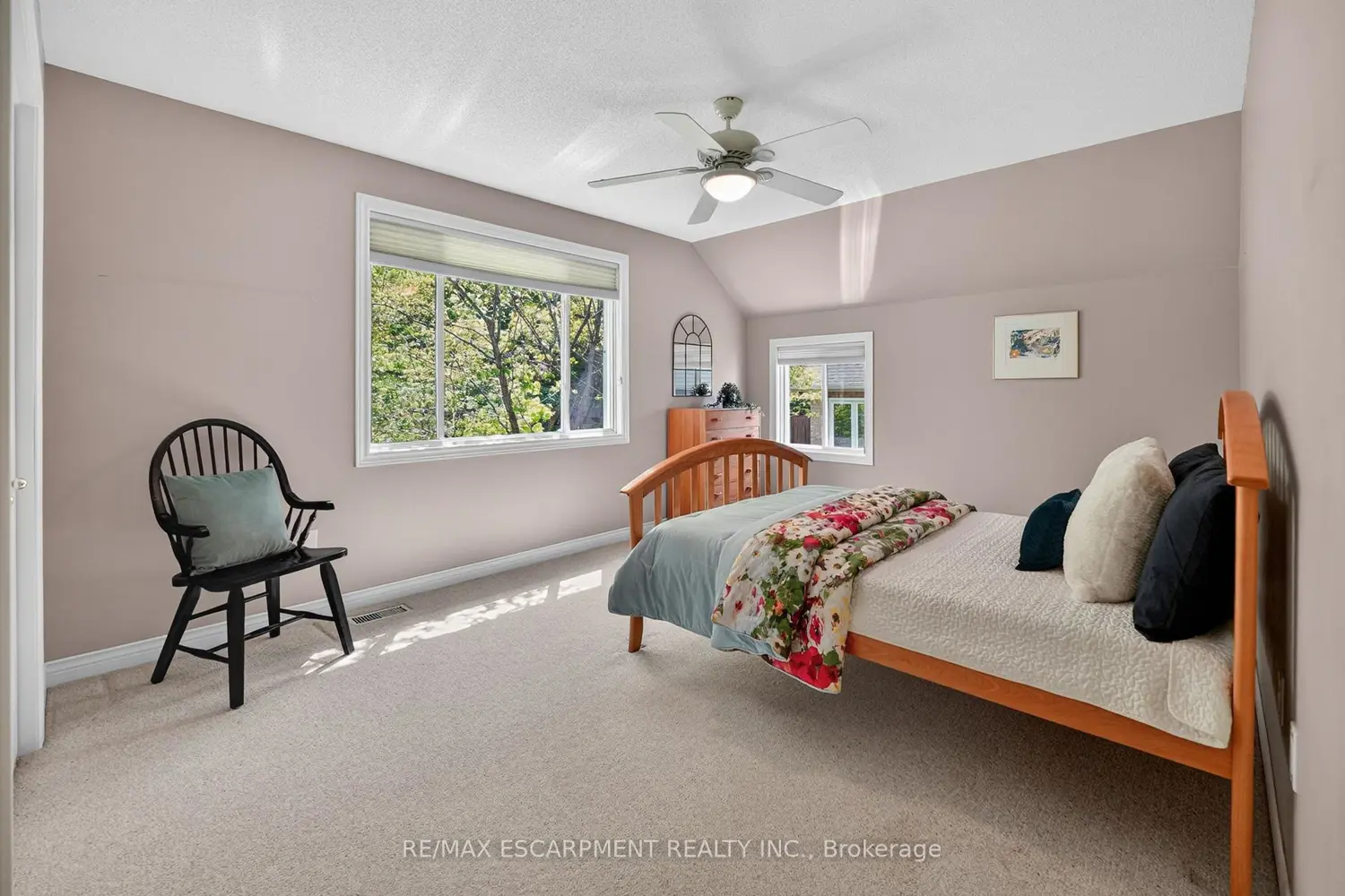Additional image 10 of 144 Dorchester Drive
