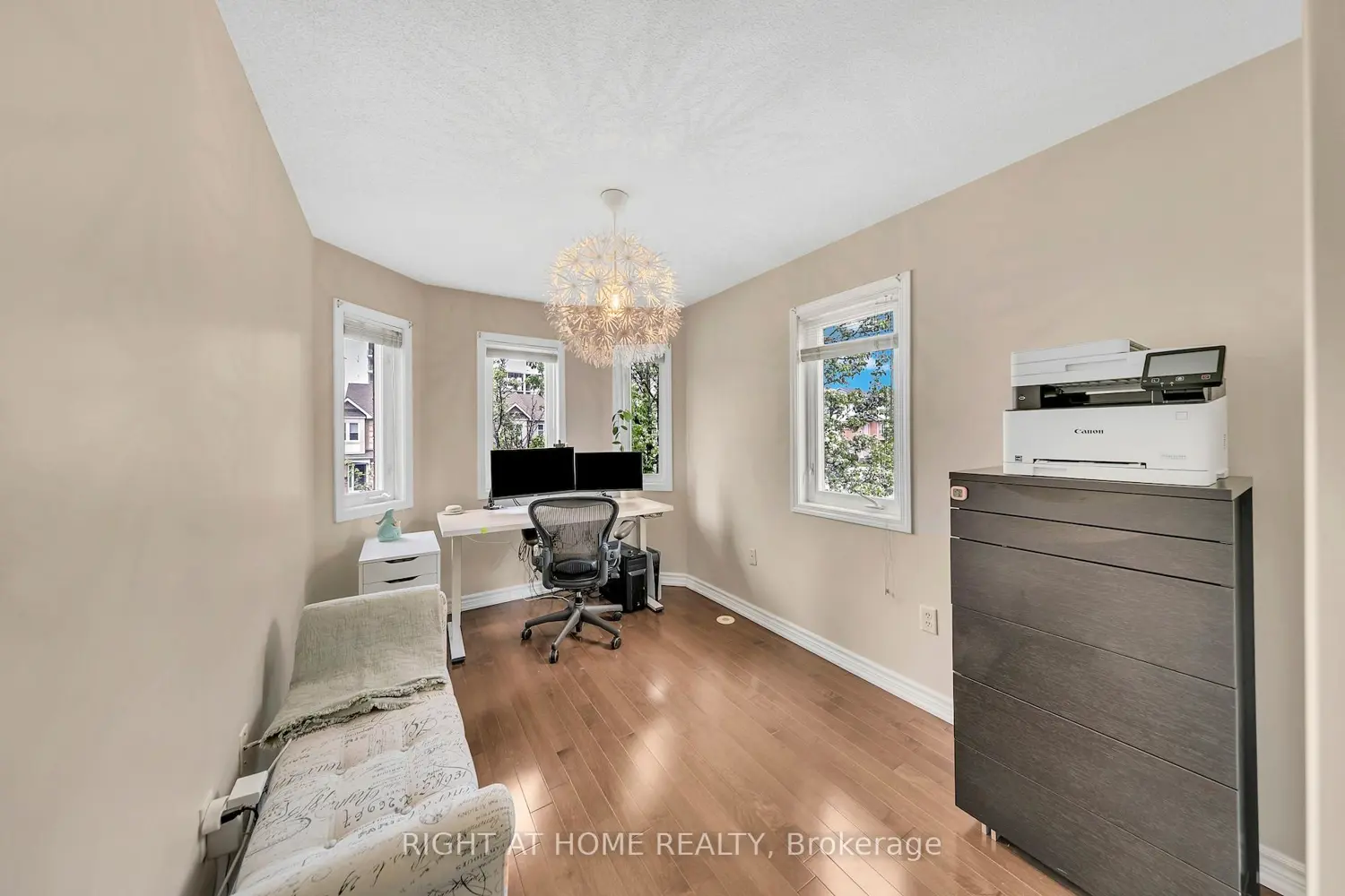 Additional image 11 of 740 Village Green Boulevard