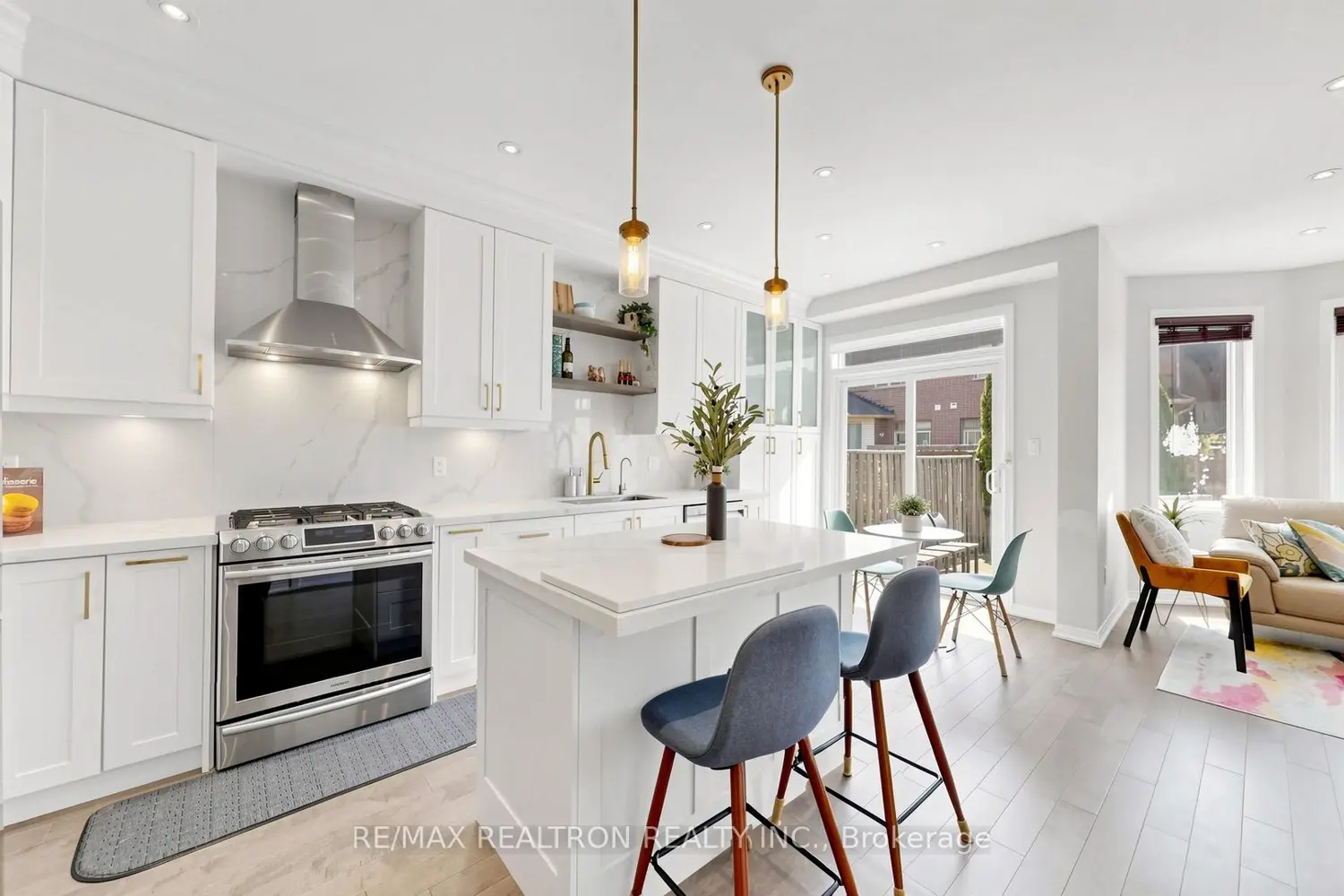 3 Magnotta Road