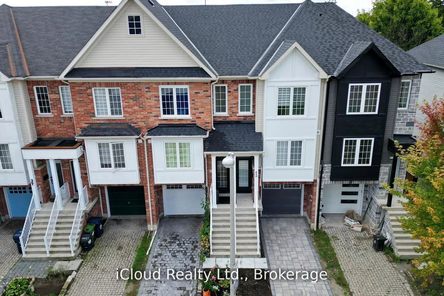 43 Mantello Drive photo 3