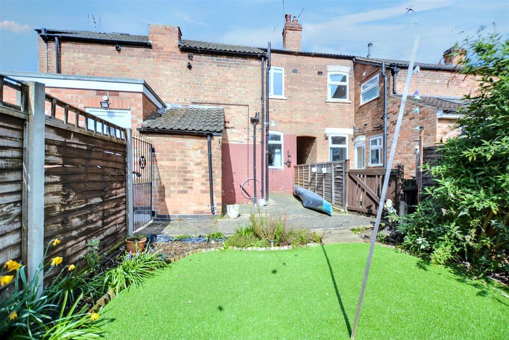 Additional image 15 of 3 bed terraced house for saleEllis Grove, Beeston, Nottingham NG9