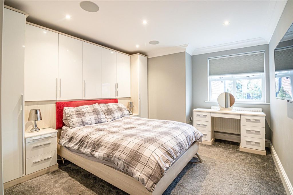 Additional image 15 of 3 bed flat for saleCambridge Road, Southport, Merseyside PR9