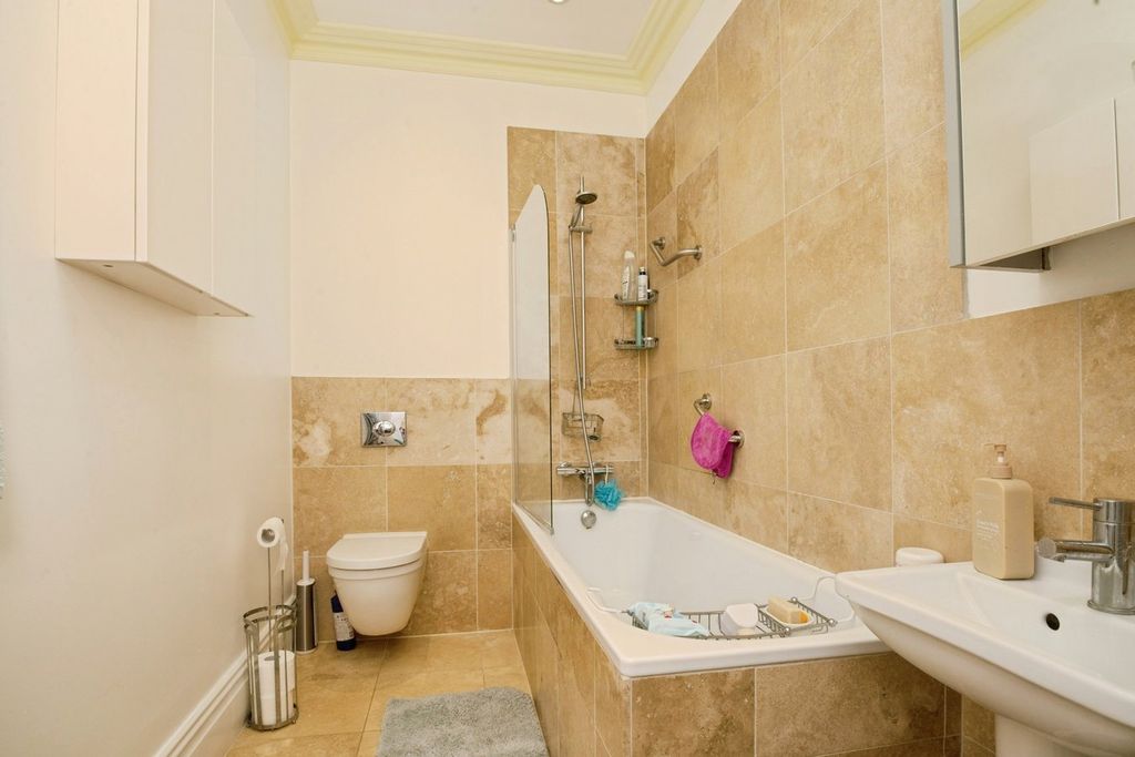 Additional image 13 of 2 bed maisonette for saleThe Manor, Talygarn, Pontyclun CF72