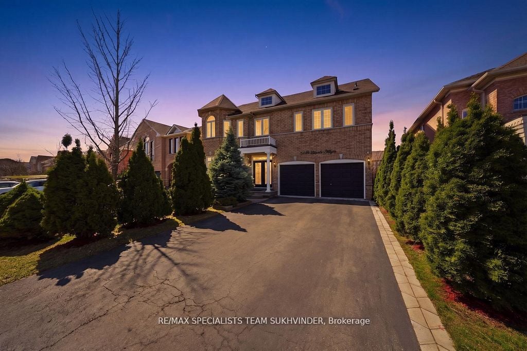 7148 Lowville Heights, Mississauga, ON, L5N 8E6