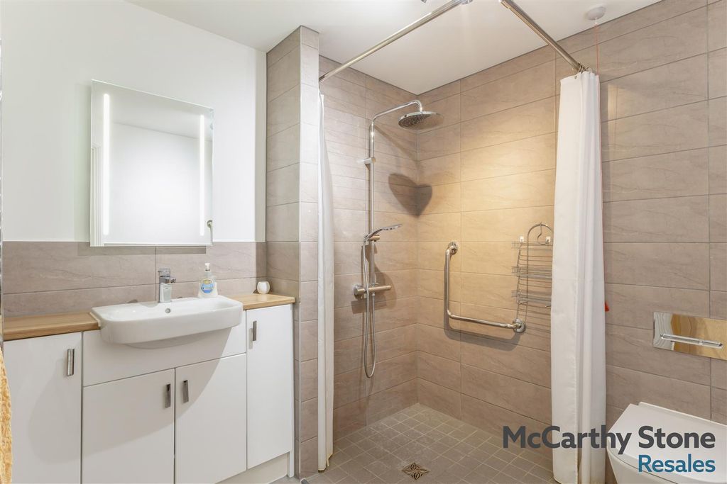 Additional image 12 of 1 bed flat for saleSaxon Gardens, Penn Street, Oakham, Rutland LE15