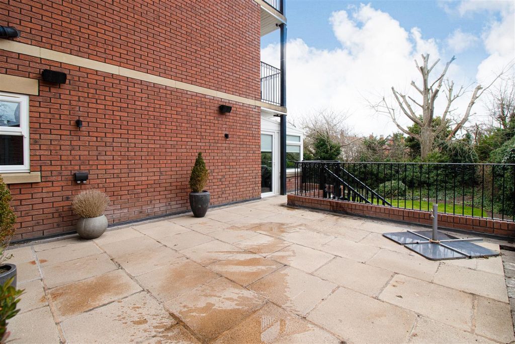 Additional image 24 of 3 bed flat for saleCambridge Road, Southport, Merseyside PR9