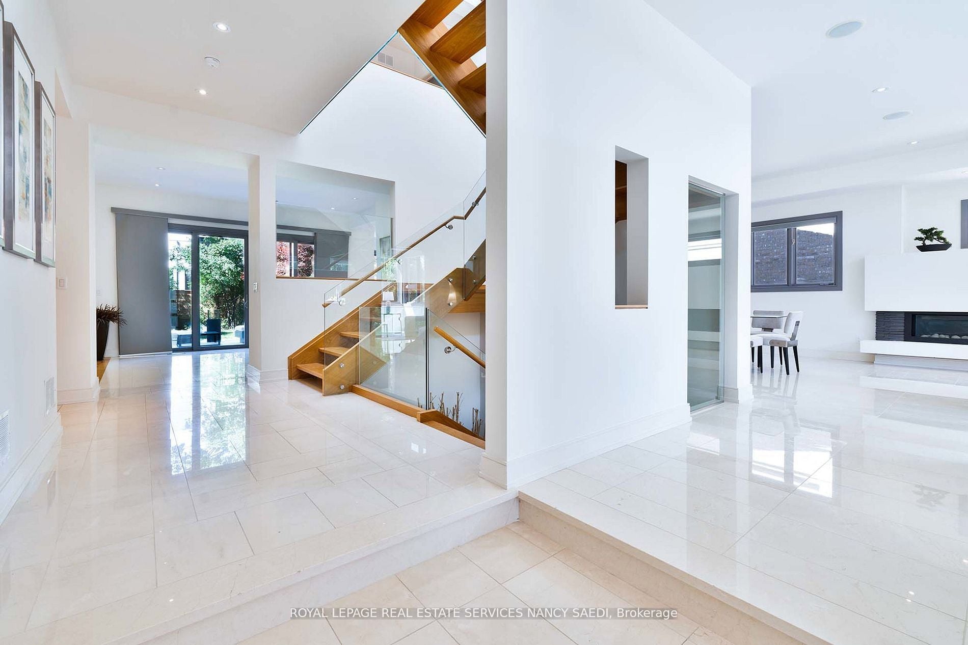Additional image 3 of 12 York Road, Toronto, ON, M2L 1H5
