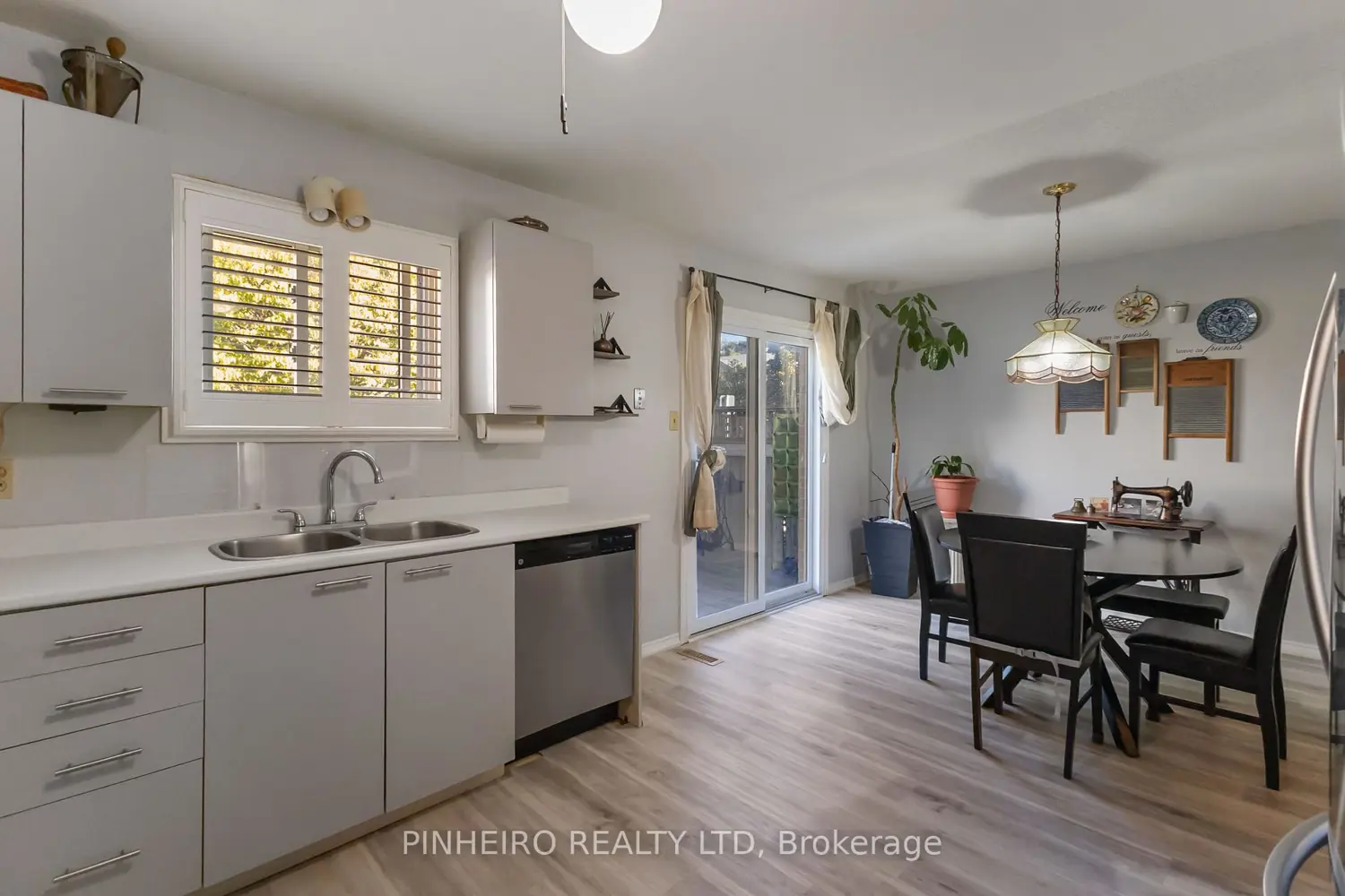 Additional image 8 of 141 Condor Court 72