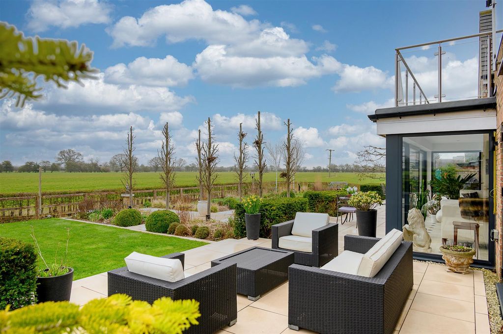 Additional image 3 of 4 bed detached house for saleYork Road, Kirk Hammerton, York YO26