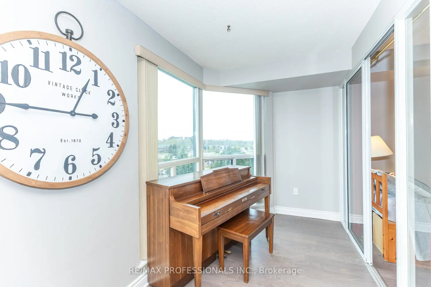 Additional image 8 of 2177 Burnhamthorpe Road 702