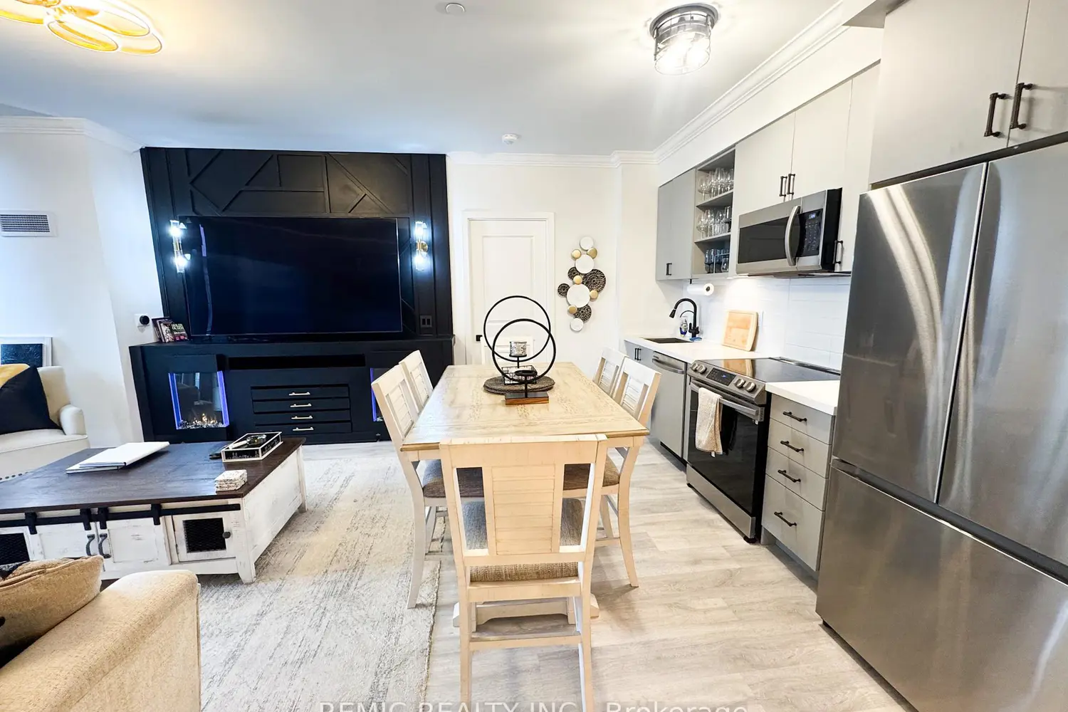 Additional image 7 of 4655 Metcalfe Avenue 2207