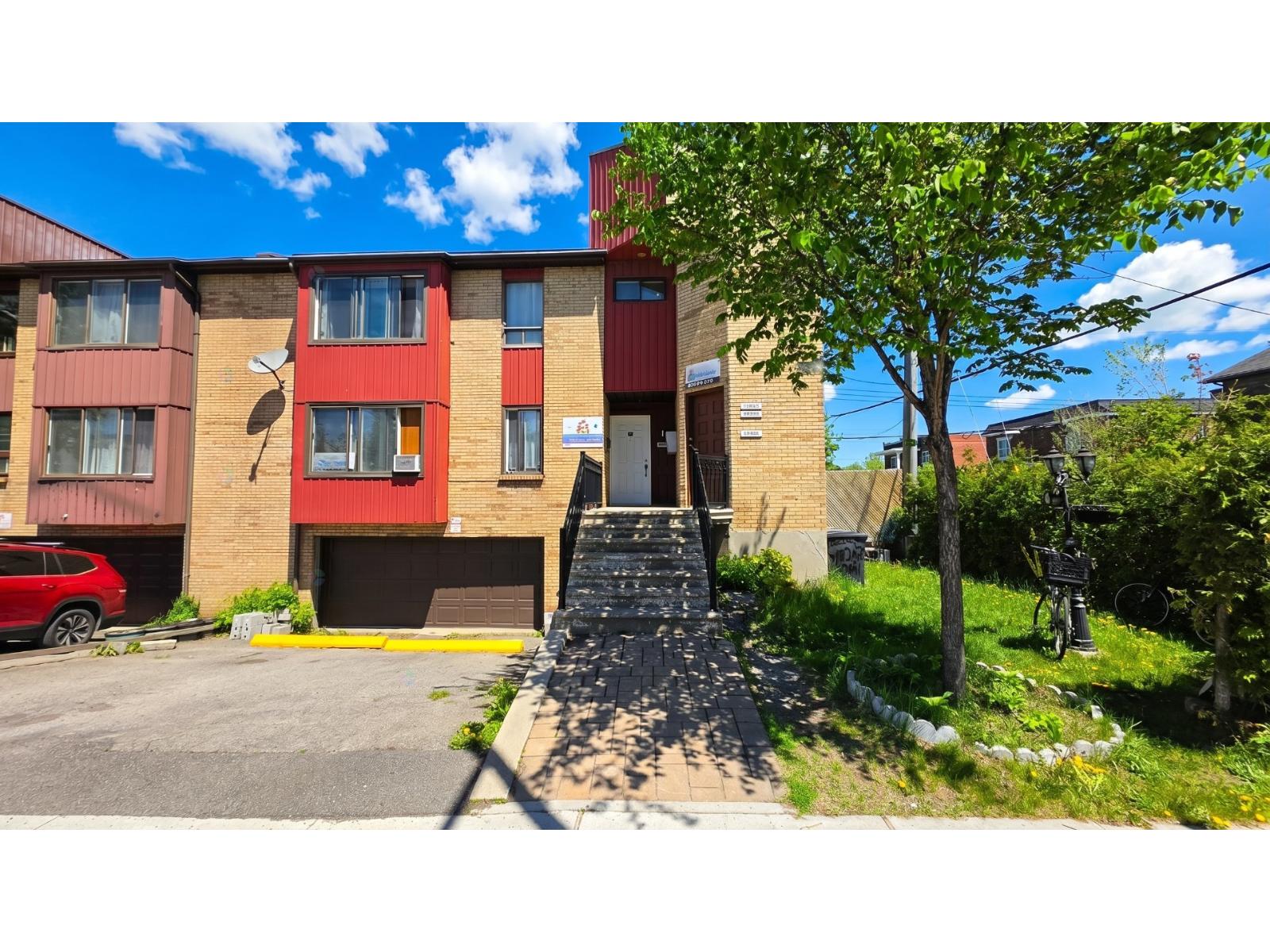 12201 Rue Lachapelle