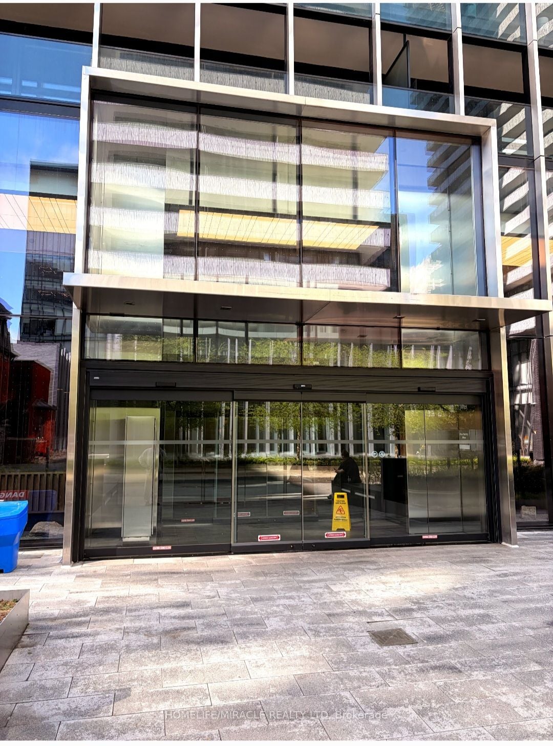 2401-55 Charles Street, Toronto, ON, M4Y 1S9