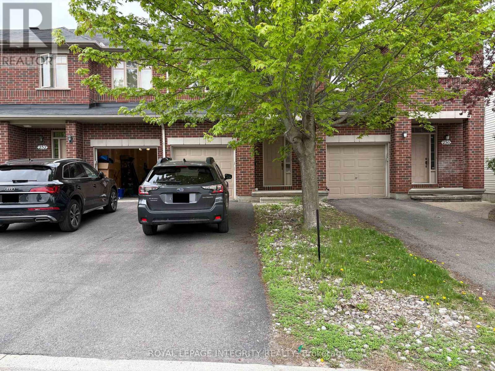 254 BADGELEY AVENUE