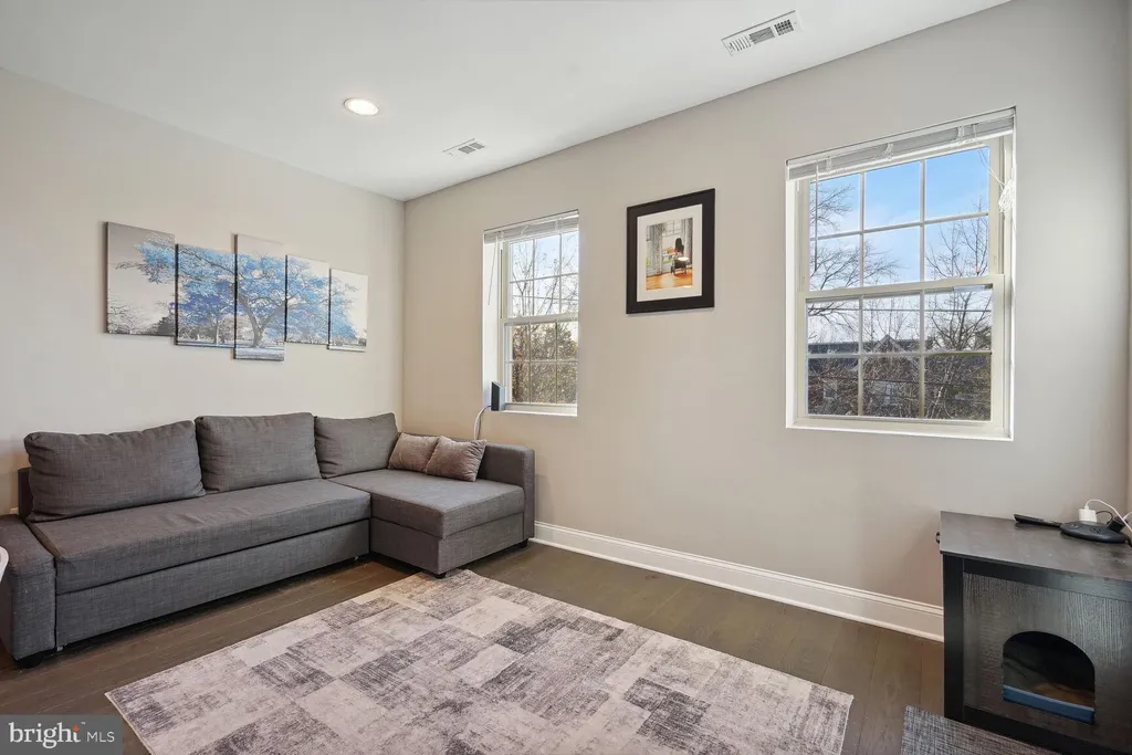 Additional image 6 of 4809 3rd Street NW Unit 4, Washington, DC 20011