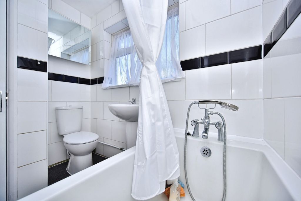 Additional image 14 of 3 bed end terrace house for saleHighland Road, Maidstone, Kent ME15