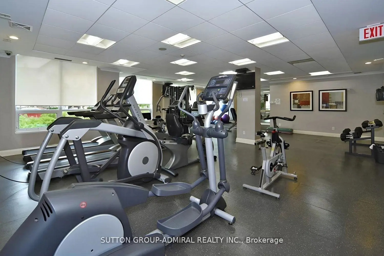 Additional image 18 of 20 North Park Road 811