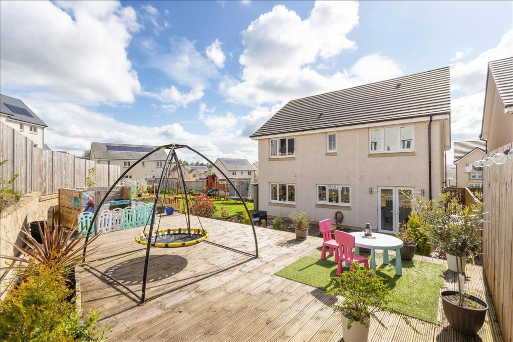 Additional image 37 of 4 bed detached house for sale42 Bluebell Drive, Penicuik EH26