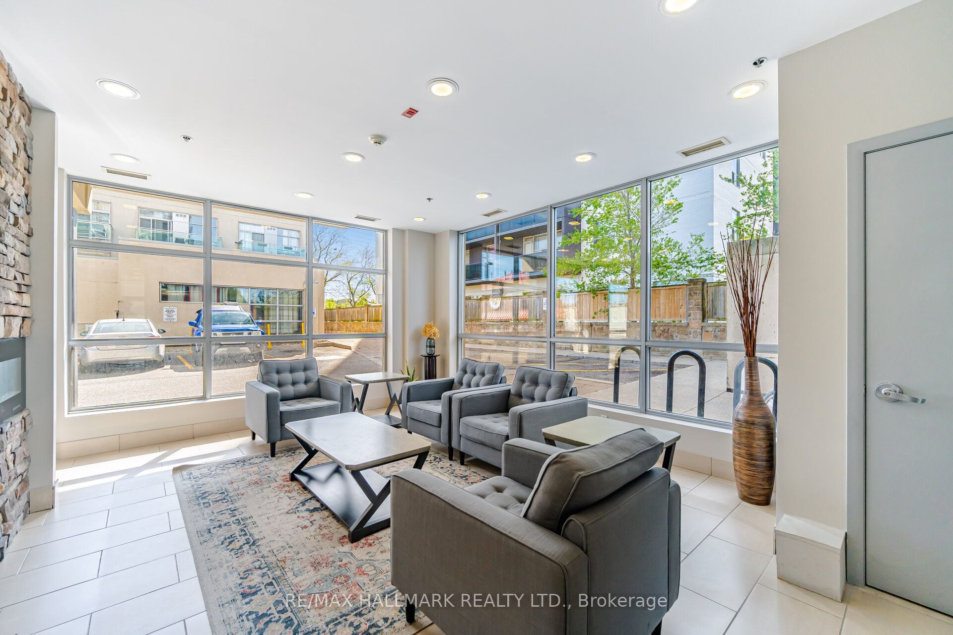 Additional image 6 of 403-2464 Weston Road, Toronto, ON, M9N 0A2