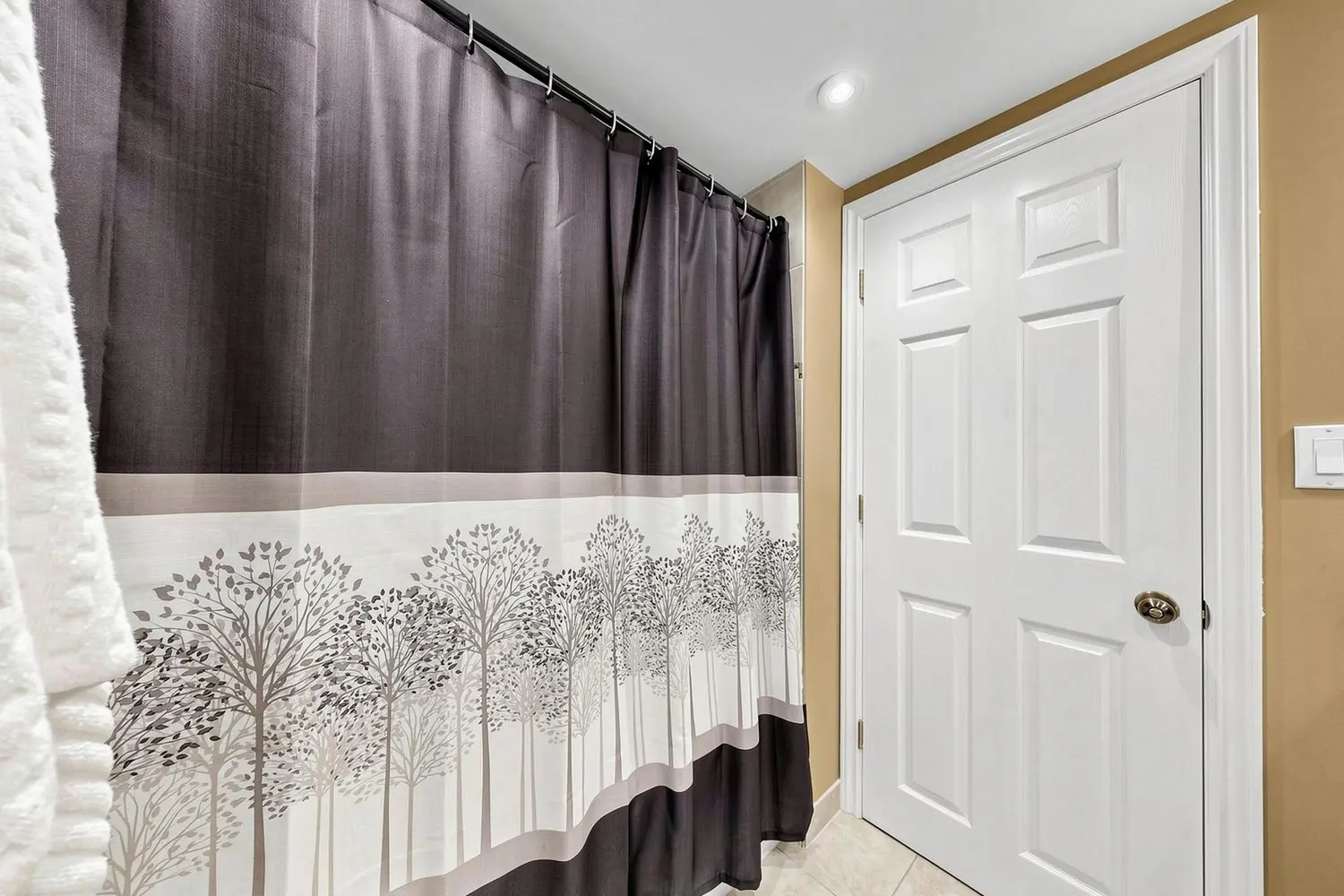 Additional image 16 of 715 Lublin Avenue