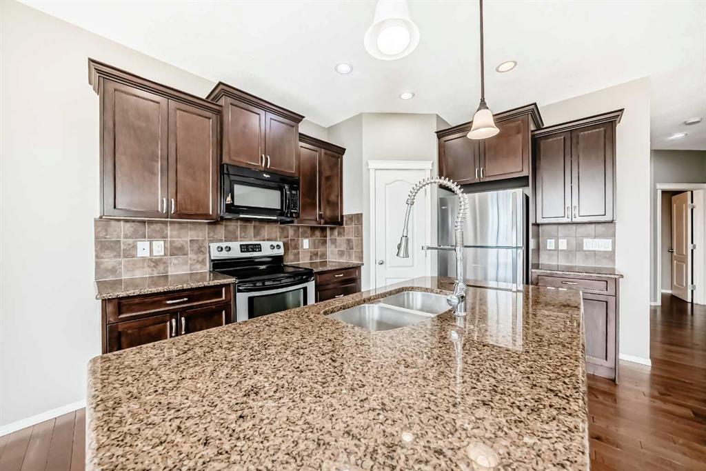 Additional image 6 of 196 Cranberry Circle SE, Calgary, AB, T3M 0N8