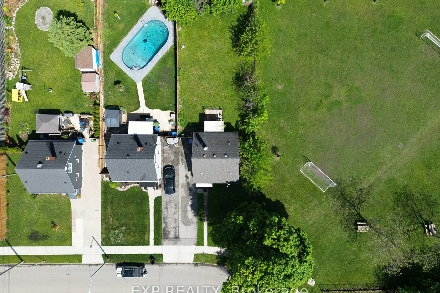 Additional image 18 of 2114 Girardot Street