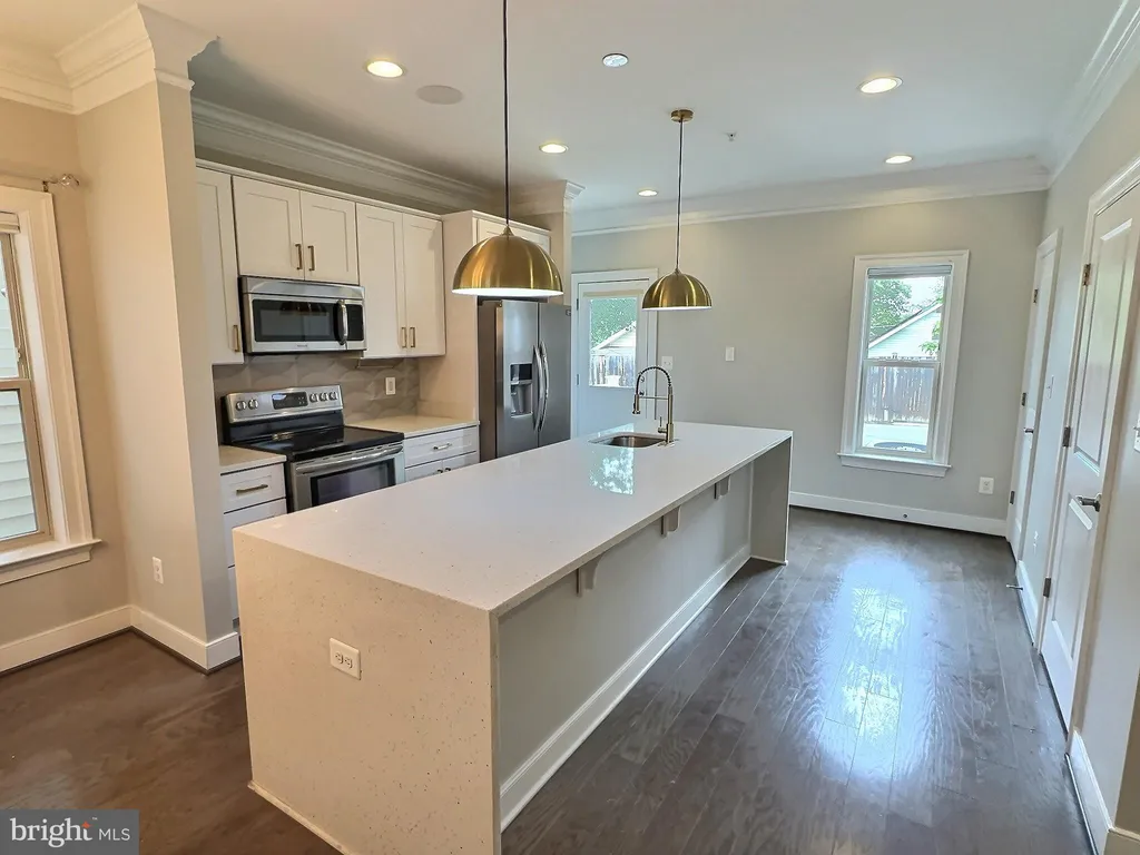 Additional image 6 of 2179 Half Moon Place NE, Washington, DC 20018