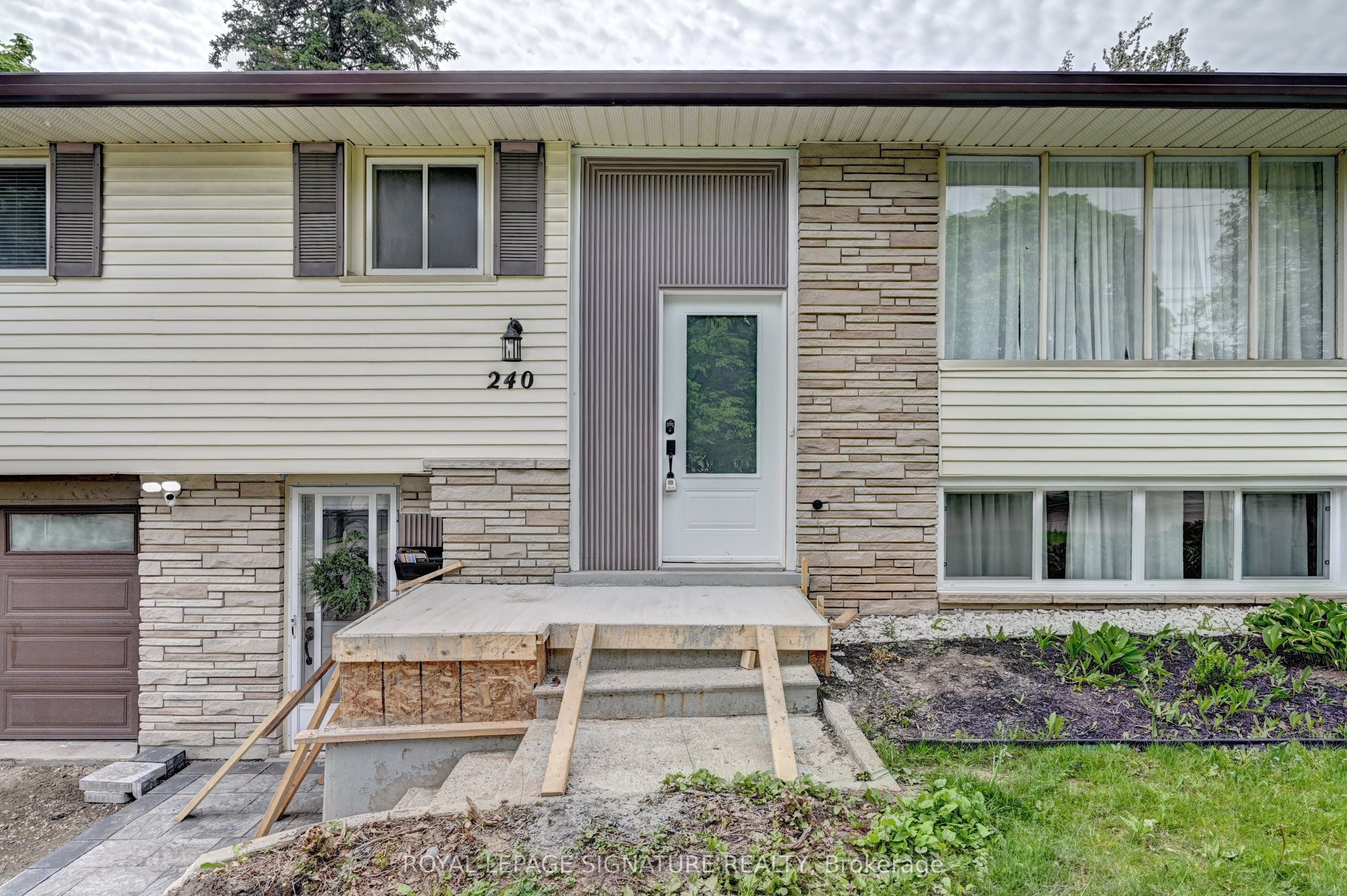 Additional image 5 of 240 Stonybrook Drive, Kitchener, ON, N2M 4M1