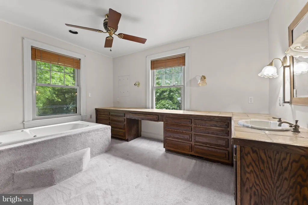 Additional image 18 of 2812 Adams Mill Road NW, Washington, DC 20009