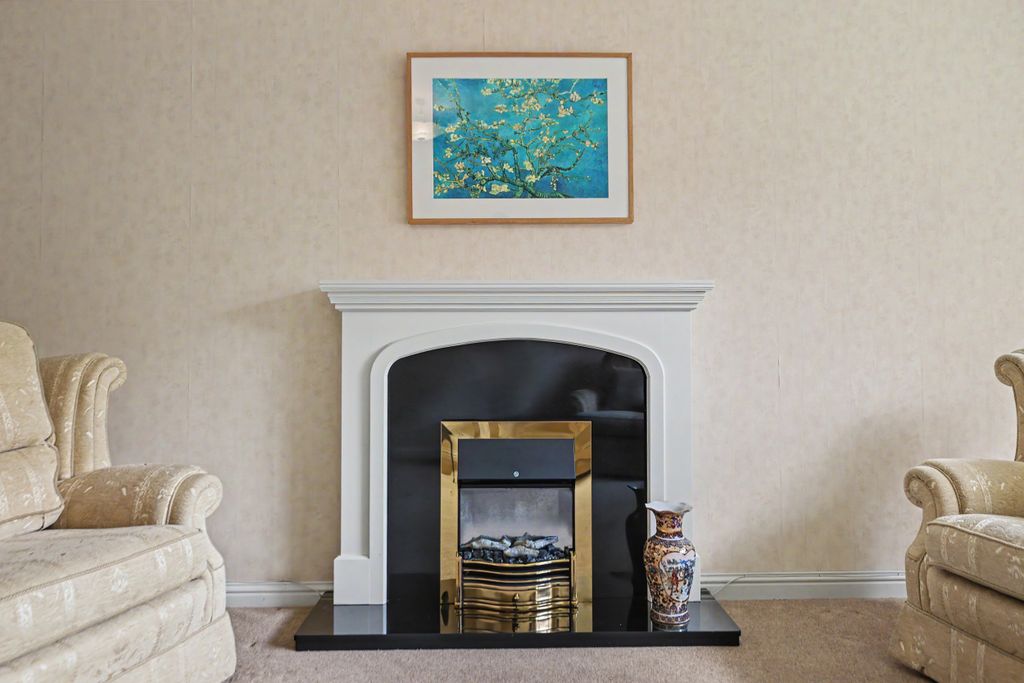 Additional image 5 of 2 bed flat for saleBeechwood Gardens, Stirling FK8