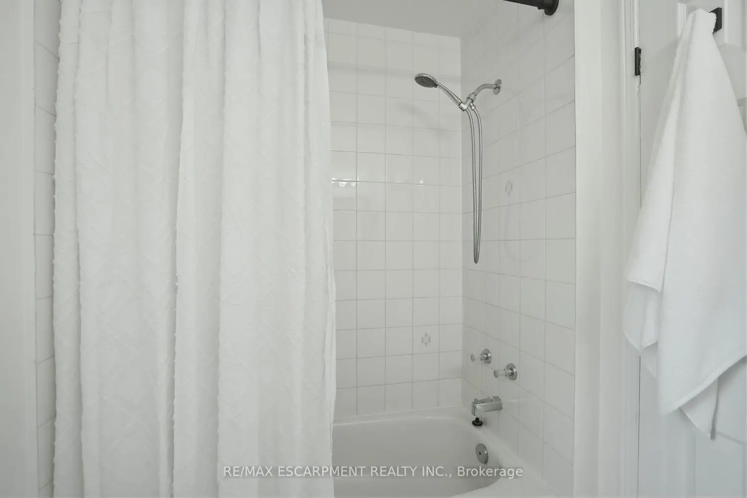 Additional image 12 of 6950 Tenth Line 103