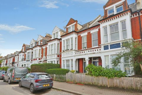 Chelverton Road, Putney SW15