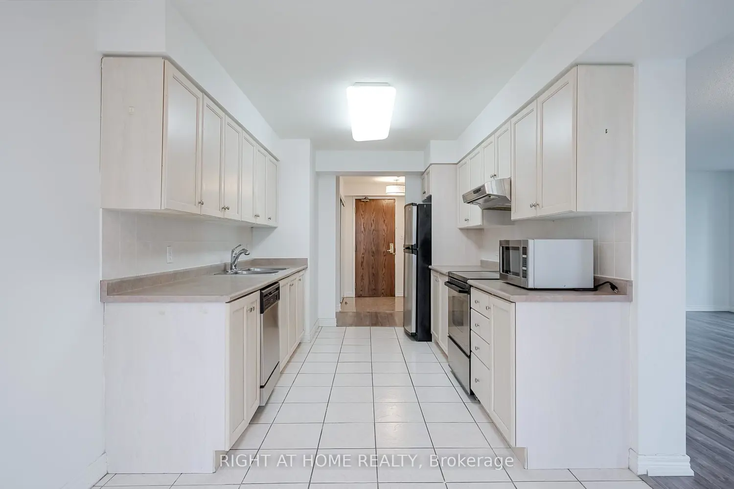 Additional image 10 of 156 Enfield Place 2205