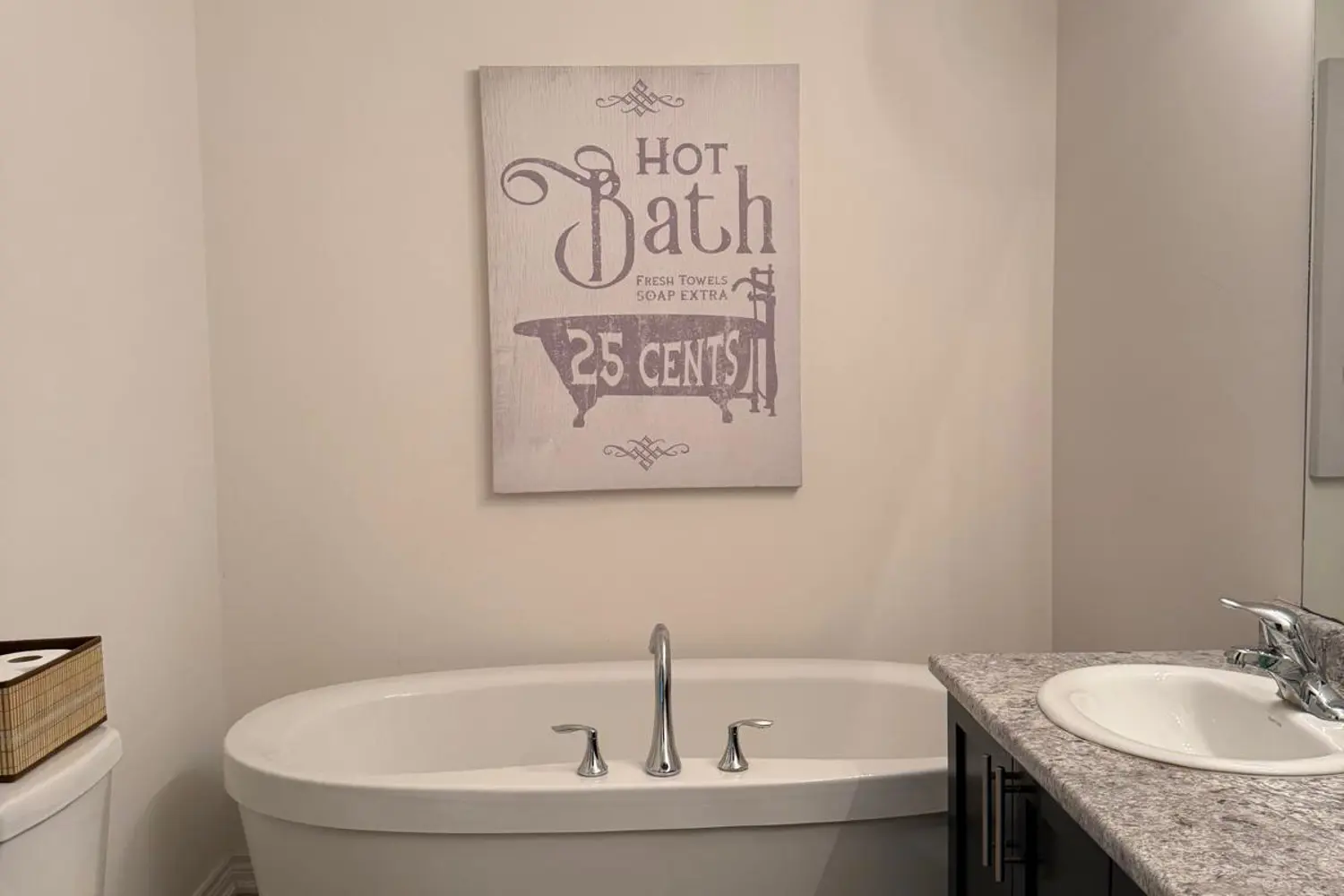 Additional image 12 of 77 Diana Avenue 70