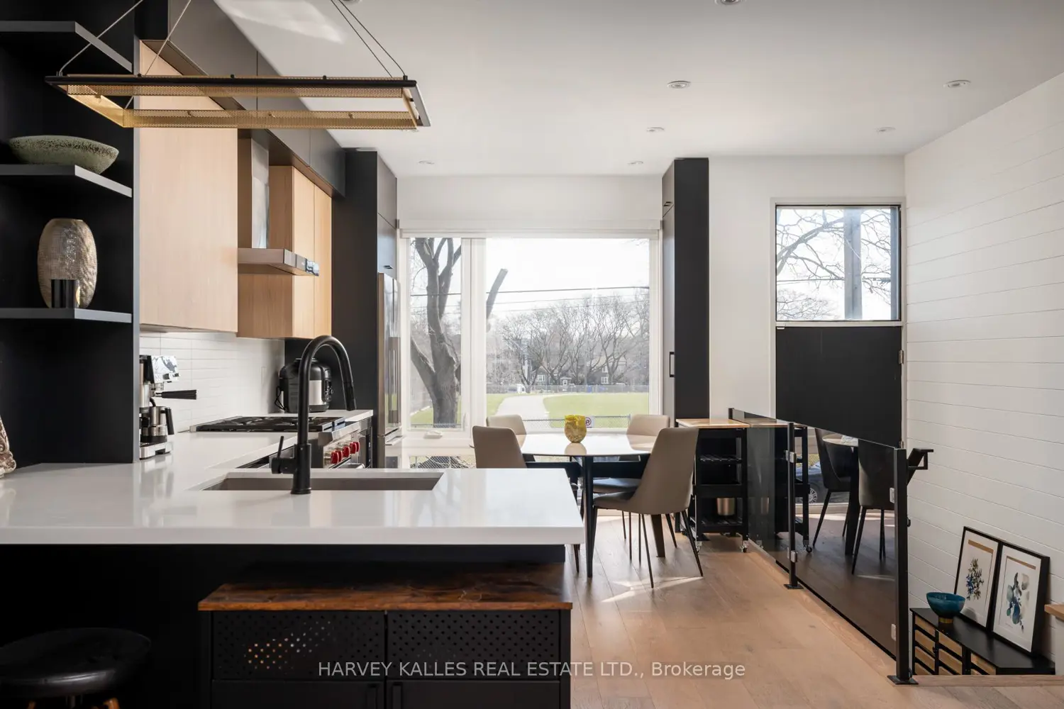 38 Alameda Avenue photo 2