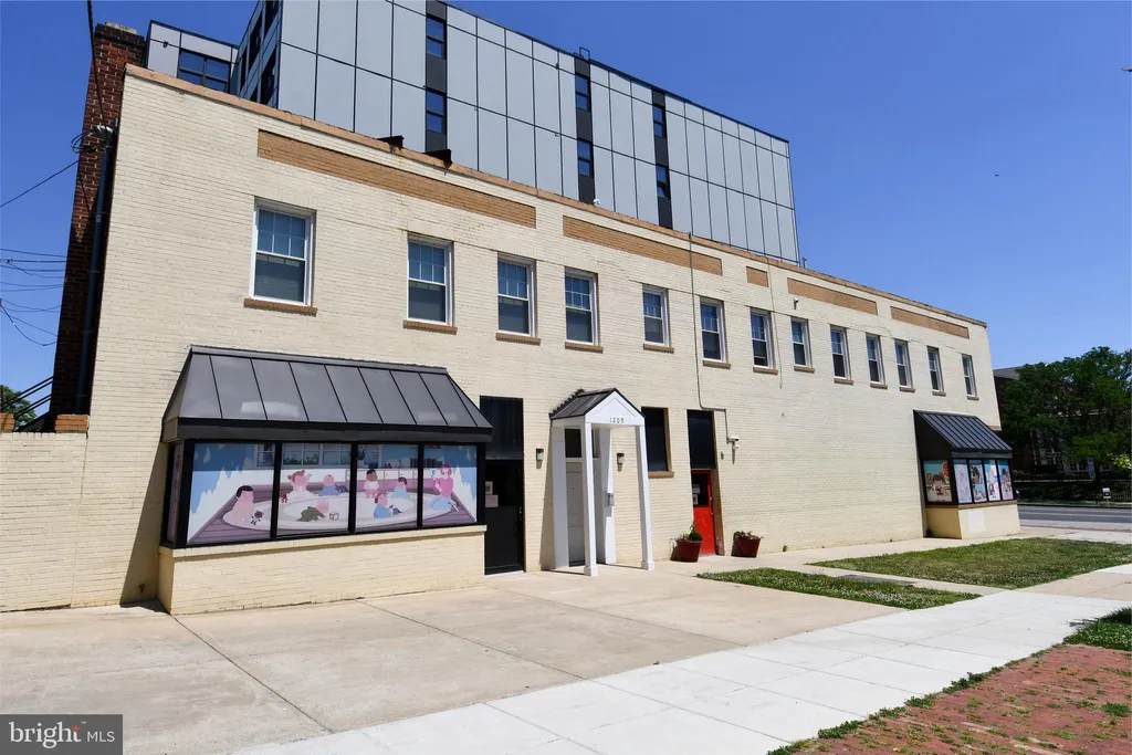 Additional image 2 of 5700 Georgia Avenue NW Unit 2, Washington, DC 20011