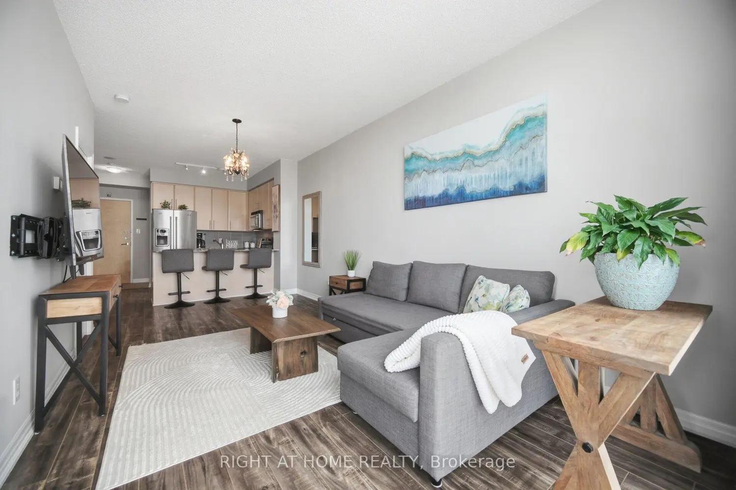 Additional image 3 of 3515 Kariya Drive 803