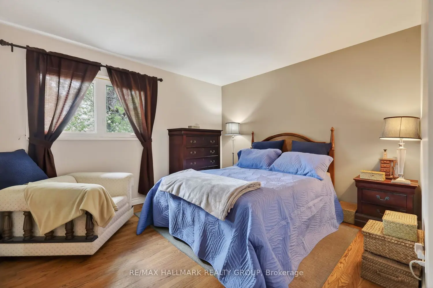 Additional image 7 of 1317 Avenue Q