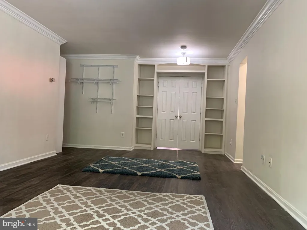 5112 Macarthur Boulevard NW Unit P-1, Washington, DC 20016