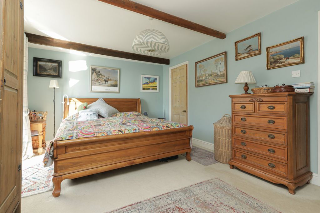 Additional image 10 of 5 bed semi-detached house for saleMonkton Street, Monkton, Ramsgate CT12