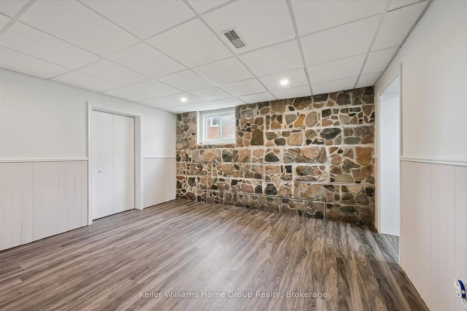 Additional image 12 of 490 Garafraxa Street