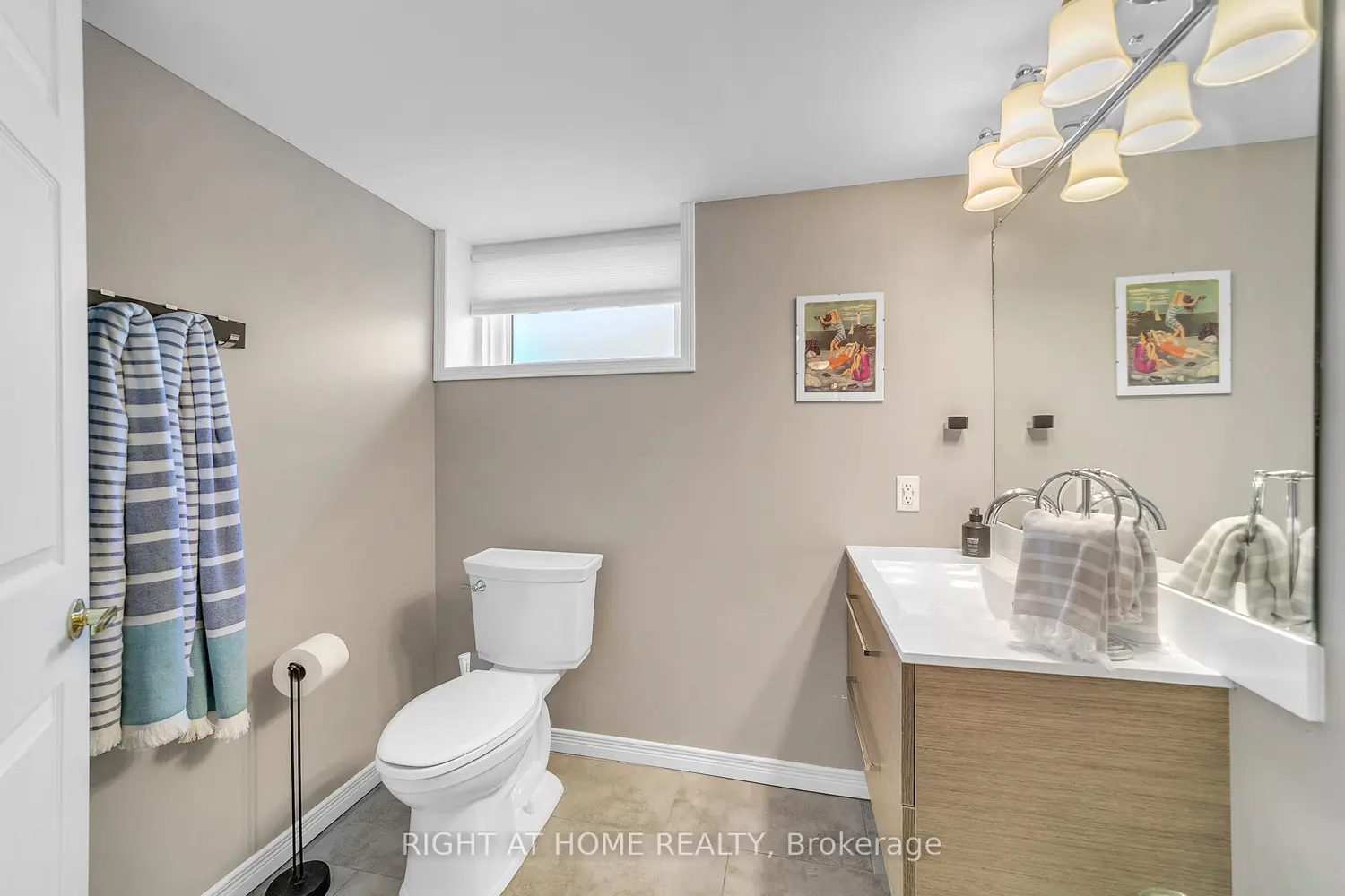 Additional image 14 of 16 Nelles Boulevard