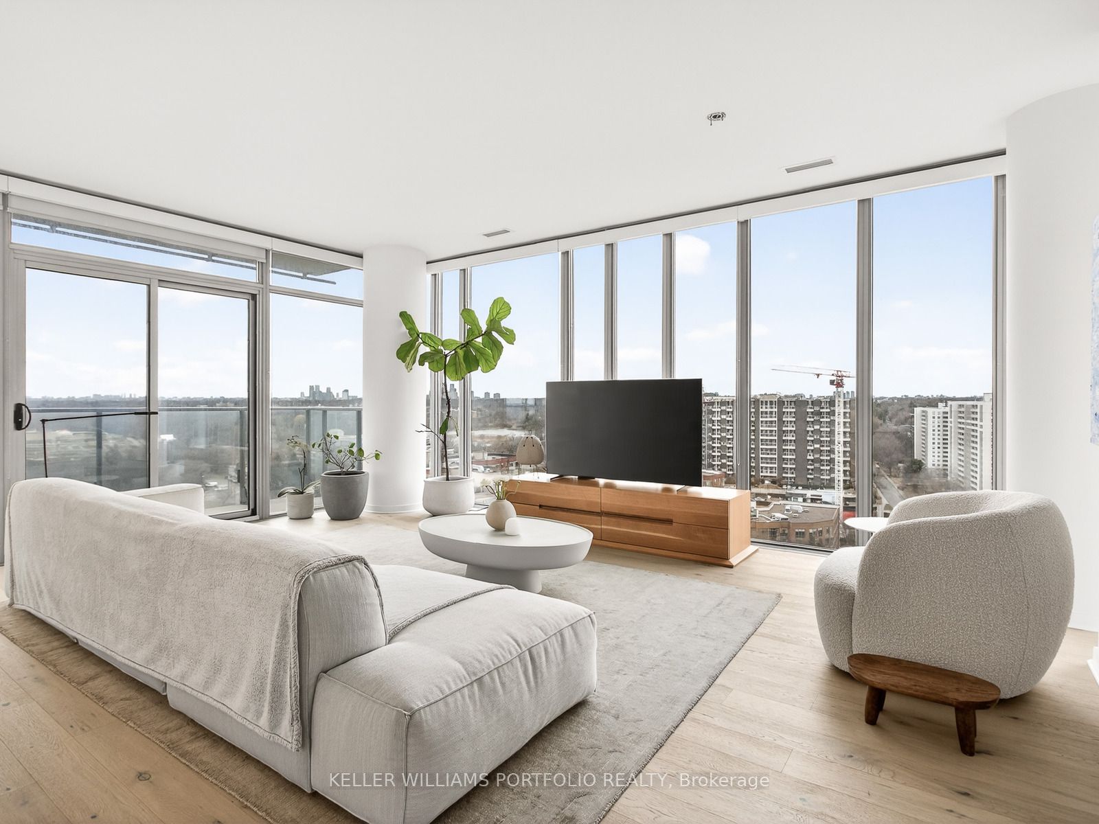 Additional image 5 of 1713-103 The Queensway Avenue, Toronto, ON, M6S 5B3