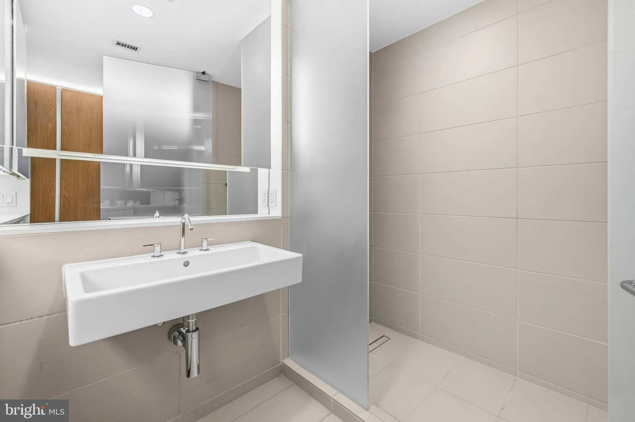 Additional image 73 of 925 H Street NW Unit 315, Washington, DC 20001