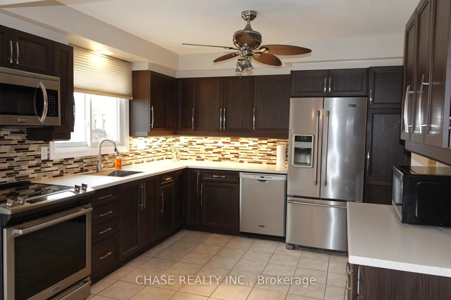 Additional image 12 of 5475 Lakeshore Road 9