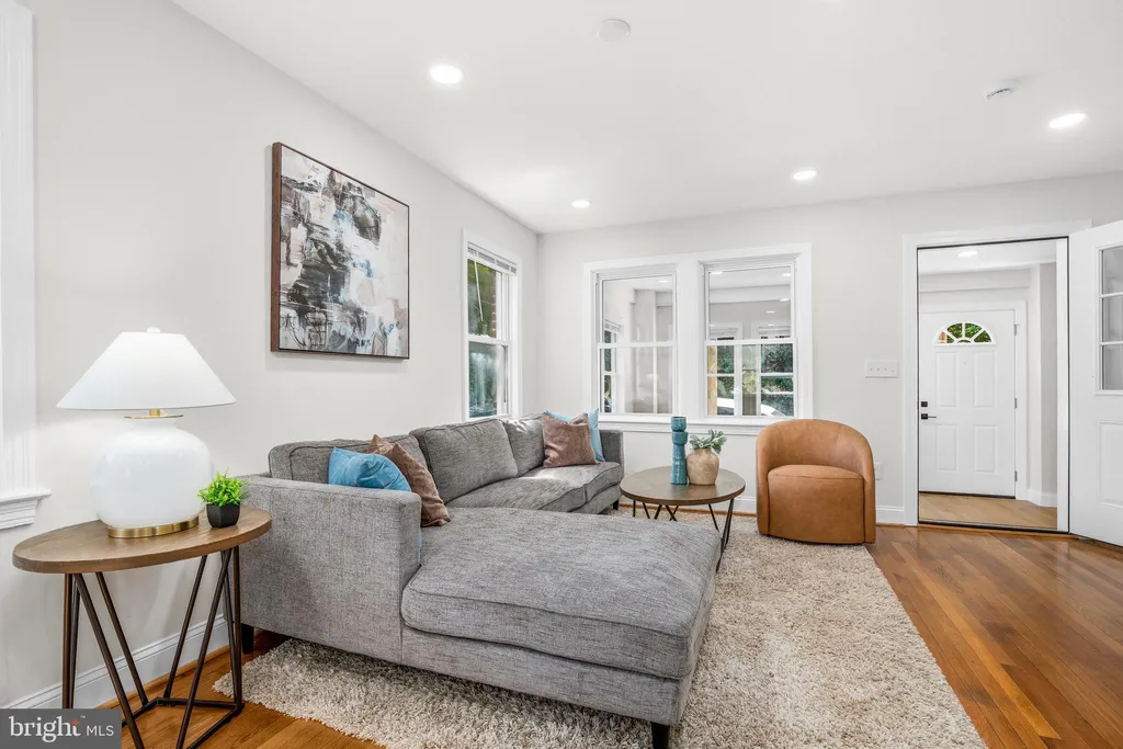 Additional image 6 of 1712 U Street SE, Washington, DC 20020