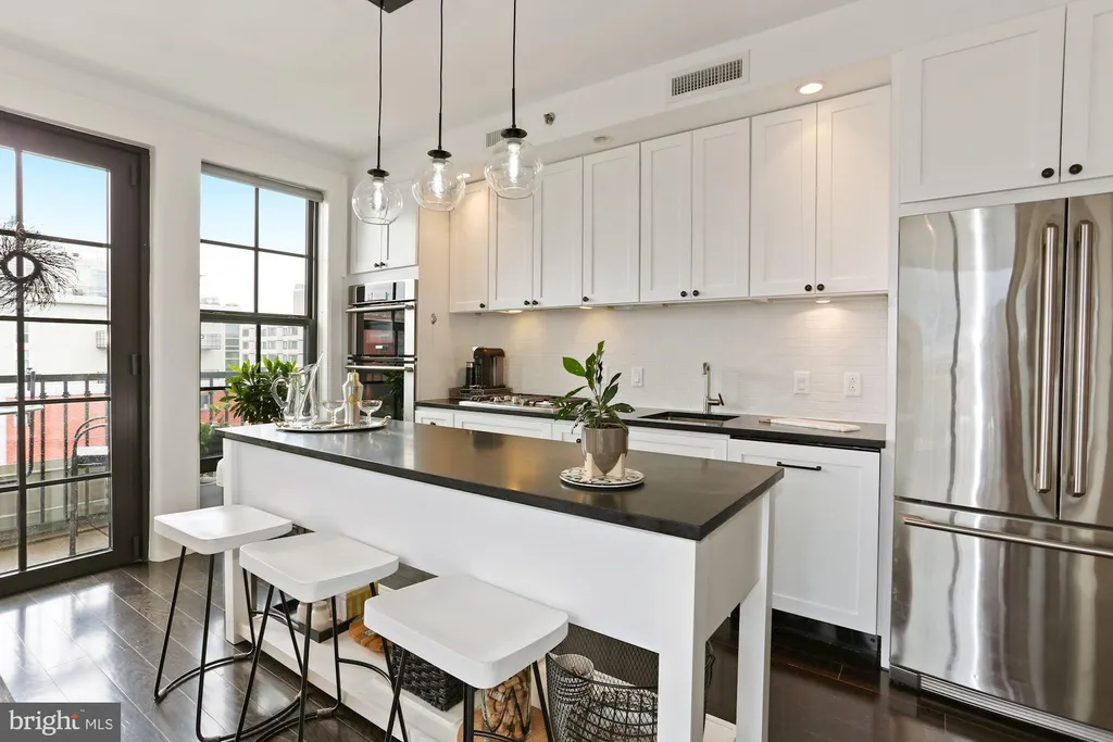 Additional image 7 of 1011 M Street NW Unit 703, Washington, DC 20001