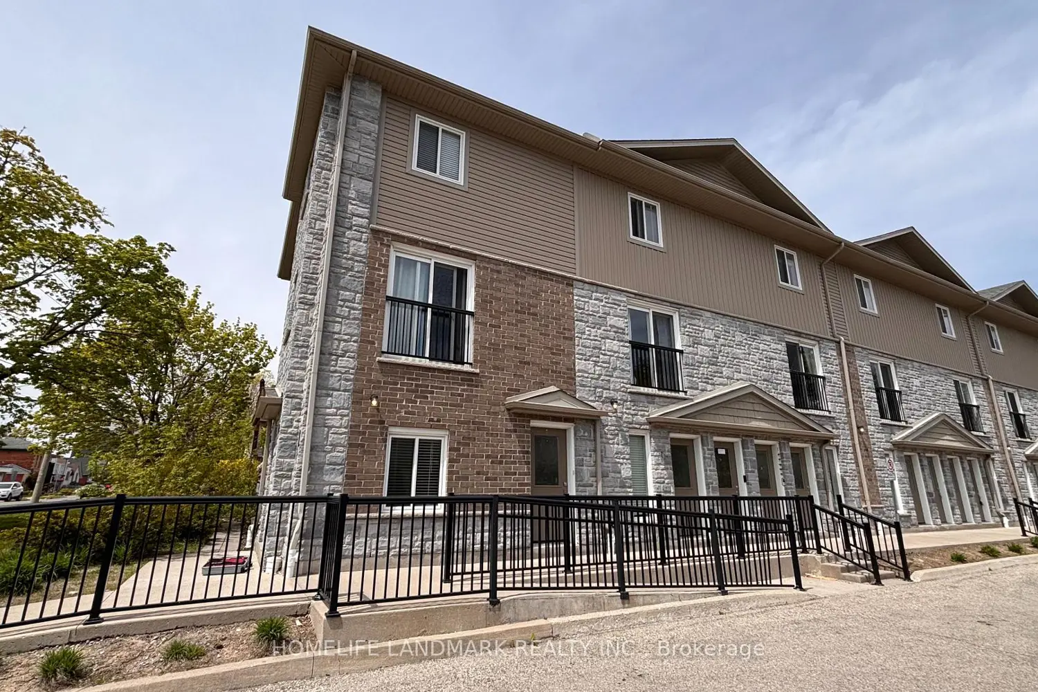 122 Courtland Avenue 1